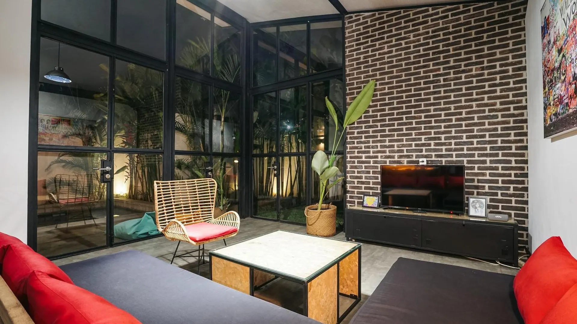 Villa Costa Plana - 2 Bedroom Industrial Private Villa In Umalas, Between Canggu & Seminyak 0*, Σεμινιάκ Ινδονησία